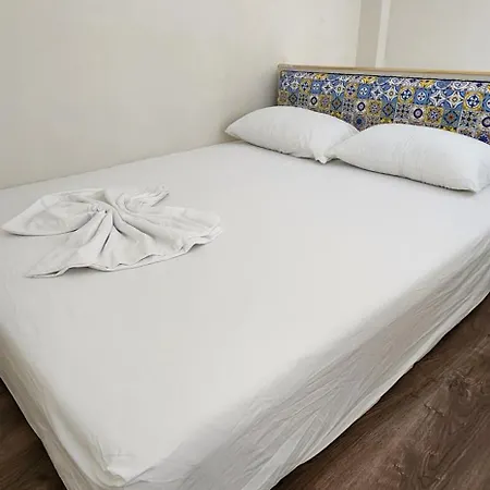 アパート Sunny Loft ゴーレム