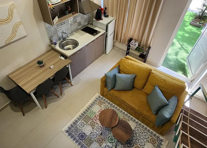 Sunny Loft Appartamento Golem (Tirana)